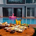 Mistral Alacati * Cesme