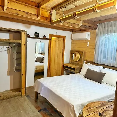 Hotel Mistral Alacati *